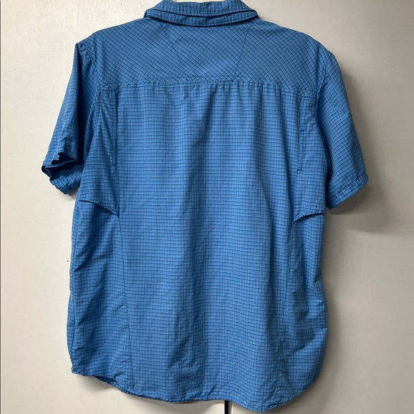 Columbia Blue Plaid Short Sleeve Button-Up - Picture 4 of 9